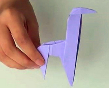 长颈鹿怎么折纸简单折法图解 手工折纸-第1张
