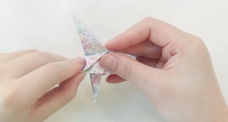 手工折纸旋转木马教程图解 手工折纸-第9张