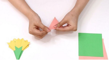 手工折纸康乃馨花朵制作方法 手工折纸-第3张