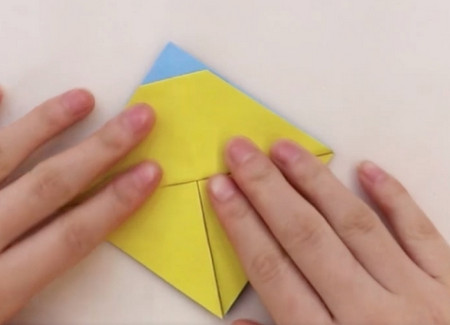皮卡丘书签的折法图解 手工折纸-第4张